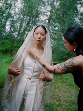 Load image into Gallery viewer, Jadeite Pearl Earrings