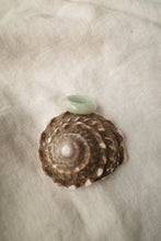 Load image into Gallery viewer, Jadeite Ring No. 007 - Size 7.5
