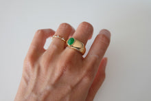 Load image into Gallery viewer, Jadeite Square Oval Ring
