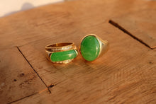 Load image into Gallery viewer, Jadeite Signet Ring
