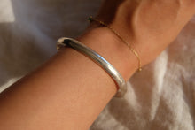Load image into Gallery viewer, Silver Bangle No. 001
