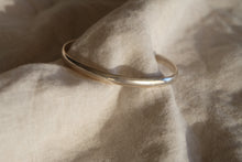 Load image into Gallery viewer, Silver Bangle No. 001
