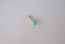 Load image into Gallery viewer, Jadeite Teardrop Pendant No. 001
