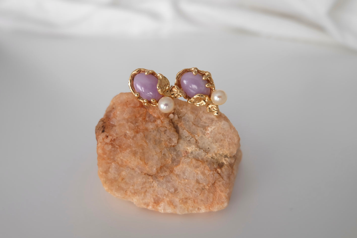 Lavender Jadeite and Pearl Earrings