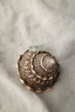 Load image into Gallery viewer, Jadeite Ring No. 012 - Size 7.5
